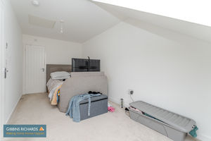 Bedroom- click for photo gallery